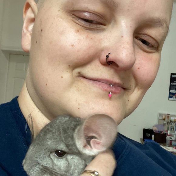 Meet your Posher, Melissa - Picture 3 of 4